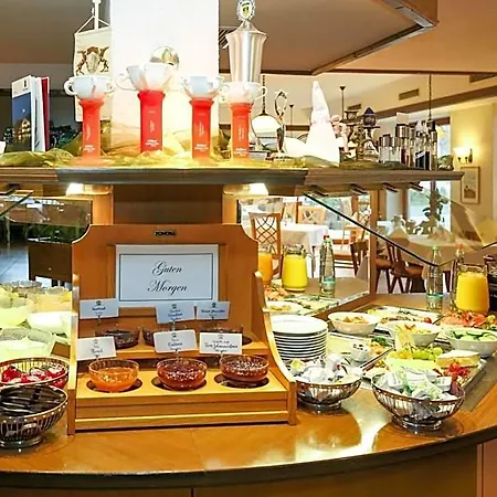 Hotel Am Waldeck Mit Restaurant 4*