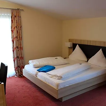 Szálloda Hotel Am Waldeck Mit Restaurant Eppingen