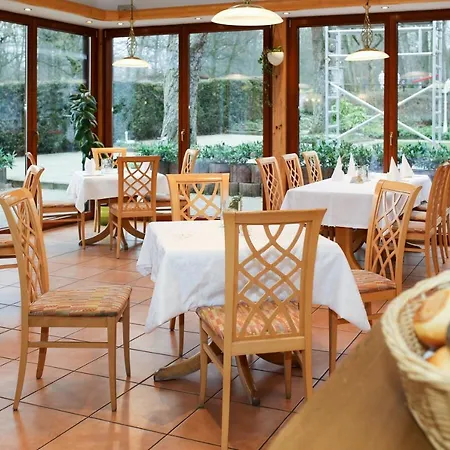 Hotel Am Waldeck Mit Restaurant 4*