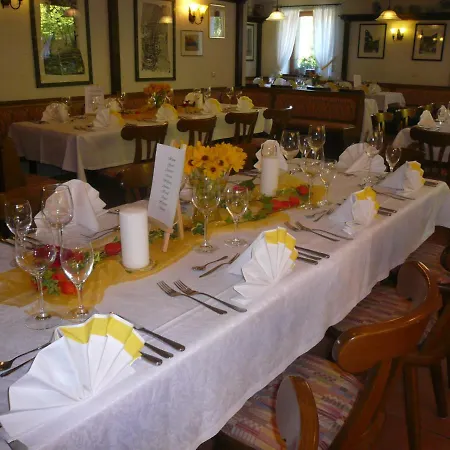 Szálloda Hotel Am Waldeck Mit Restaurant Eppingen