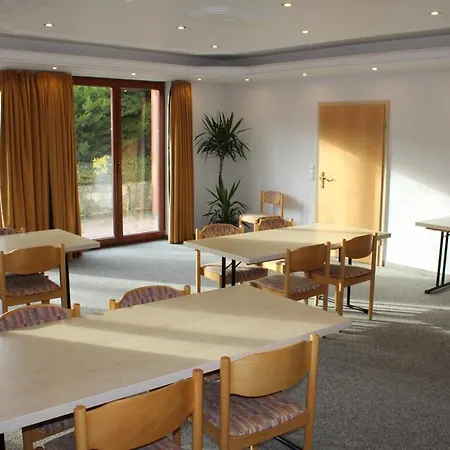 Hotel Am Waldeck Mit Restaurant Szálloda